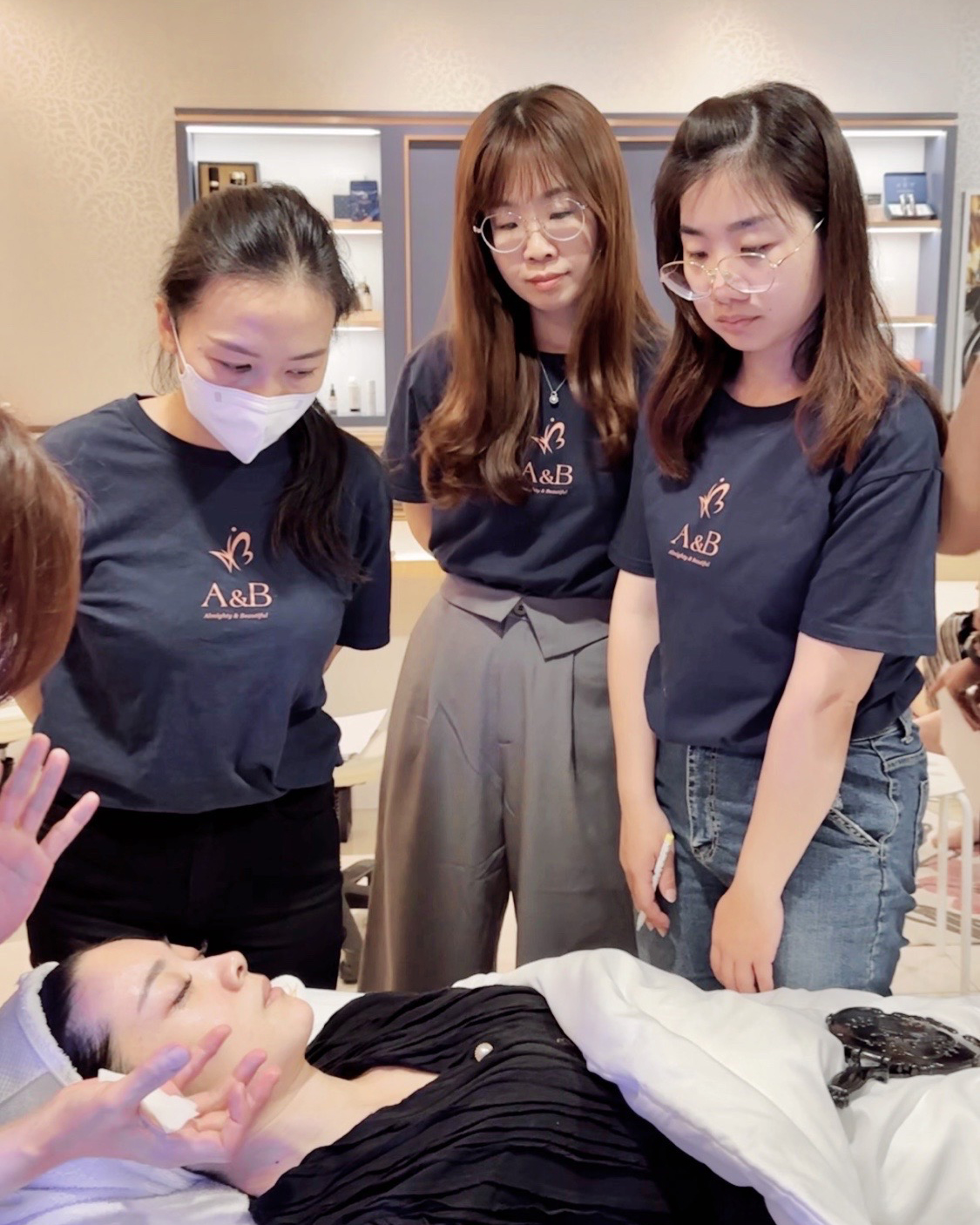 產品配套課程發表會 解鎖美業新思維，讓妳的專業價值被看見