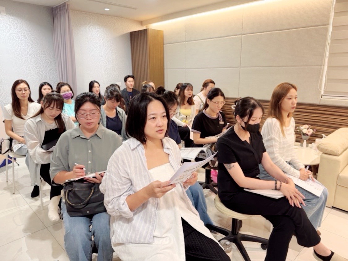 台灣藝美師商學院 上焦循環．能量復甦－坐式肩頸釋壓技法